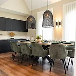 Вилла Boerderij Villa Met Binnenzwembad En Wellness *