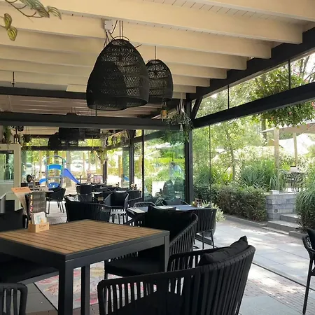Vakantiehuis Boerderij Met Binnenzwembad & Wellness - 12 Personen *