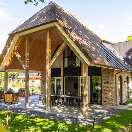 Boerderij Met Binnenzwembad & Wellness - 12 Personen - Valley Сasa de vacaciones Wekerom