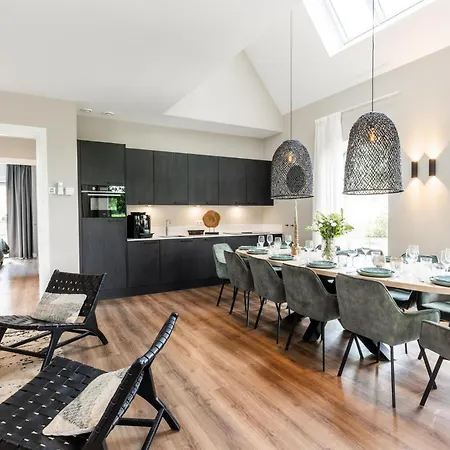 Boerderij Met Binnenzwembad & Wellness - 12 Personen - Valley Сasa de vacaciones Wekerom