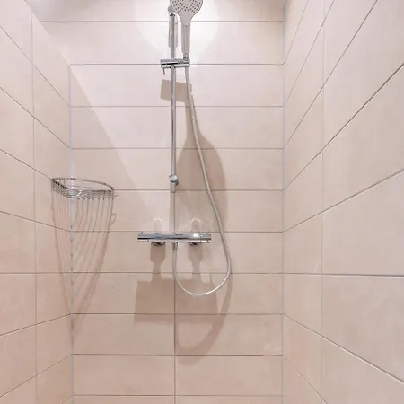 Boerderij Met Binnenzwembad & Wellness - 12 Personen - Valley Дом отдыха *