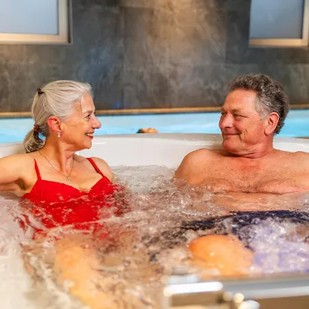 Boerderij Met Binnenzwembad & Wellness - 12 Personen - Valley