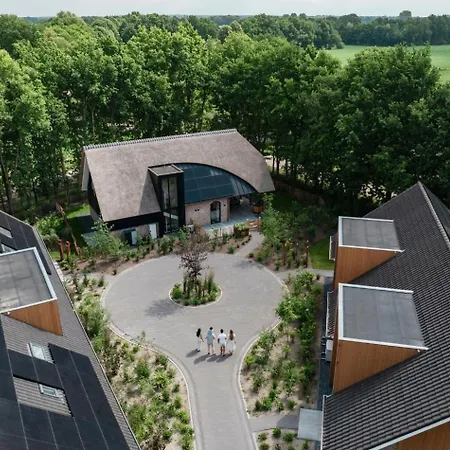 منتزه العطل Boerderij Met Binnenzwembad En Wellness *