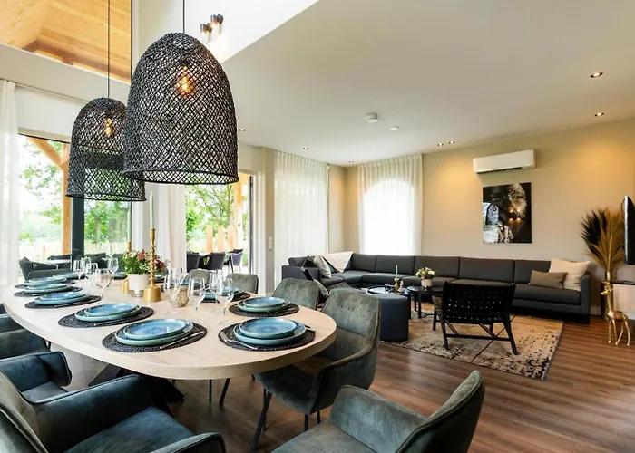 Boerderij Met Binnenzwembad & Wellness - 12 Personen - Valley * Wekerom