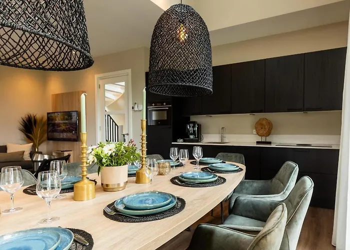 Boerderij Met Binnenzwembad & Wellness - 12 Personen - Valley בית נופש *