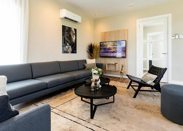 Boerderij Met Binnenzwembad & Wellness - 12 Personen - Valley