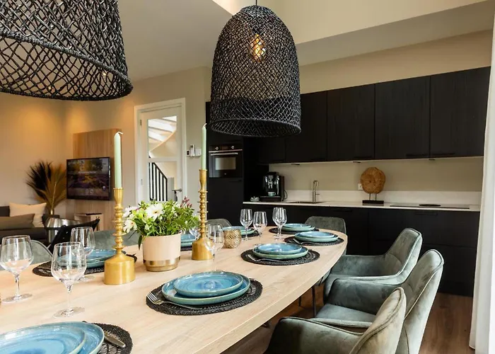 Boerderij Met Binnenzwembad & Wellness - 12 Personen - Valley Wekerom