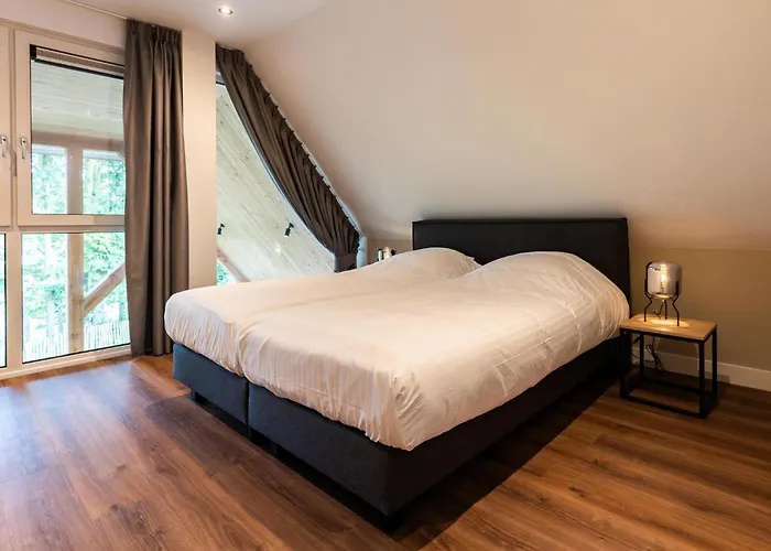 Boerderij Met Binnenzwembad & Wellness - 12 Personen - Valley בית נופש