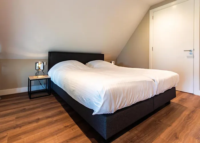 Boerderij Met Binnenzwembad & Wellness - 12 Personen - Valley בית נופש