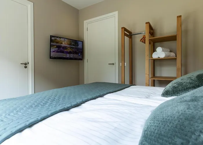 בית נופש Boerderij Met Binnenzwembad & Wellness - 12 Personen - Valley Wekerom