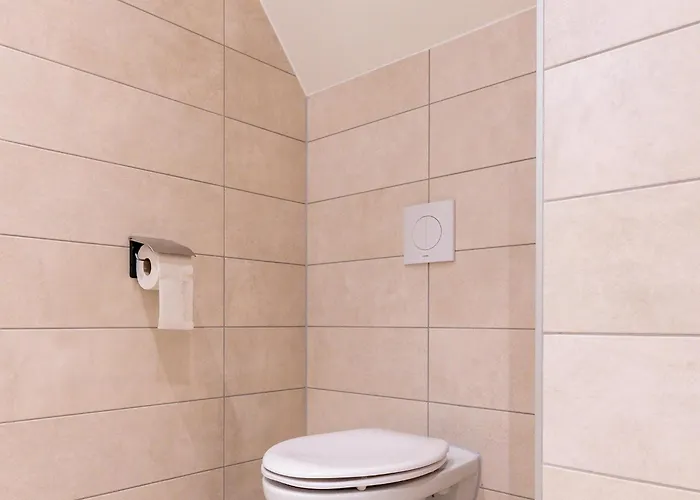 בית נופש Boerderij Met Binnenzwembad & Wellness - 12 Personen - Valley Wekerom