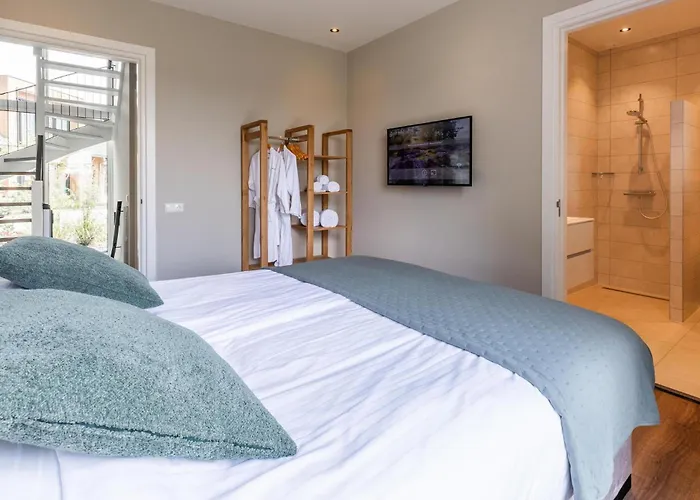 Boerderij Met Binnenzwembad & Wellness - 12 Personen - Valley * Wekerom