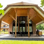 Boerderij Villa Met Binnenzwembad, Sauna En Bubbelbad